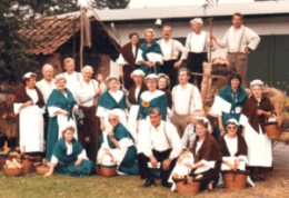 Eine der ersten Backofenmannschaften